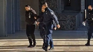 «Δεν ήταν δυνατόν να προβλέψω ότι θα άνοιγαν τρύπα» -Τι υποστήριξε ο ιδιοκτήτης των σκύλων που κατασπάραξαν την 50χρονη