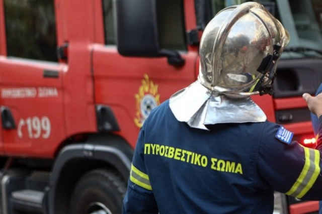 Ελεγχόμενη η φωτιά στο Καναλάκι