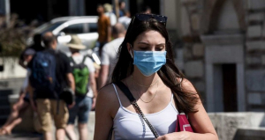 Kορωνοϊός: Μέσα Ιουλίου η κορύφωση, θα αυξηθούν τα κρούσματα αν δεν πάρουμε μέτρα χθες, λένε τέσσερις ειδικοί