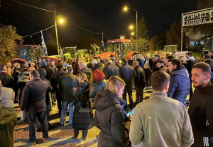 Μετά το Καλπάκι μπλόκα αγροτών στον Λούρο και την Άρτα