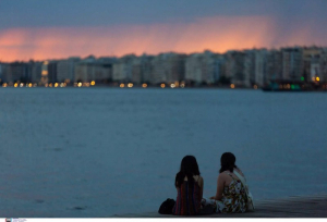 Καιρός αύριο: Ανοιξιάτικη Κυριακή με άνοδο θερμοκρασίας – Αναλυτική πρόγνωση