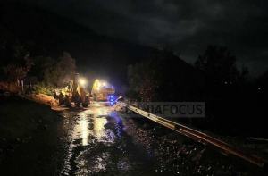 «Πνίγηκε» η Κεφαλονιά – Πλημμύρες, κατολισθήσεις και εγκλωβισμοί, δεν χτύπησε το 112