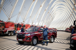 Θωρακίζονται τα Ιόνια Νησιά με 12 νέα πυροσβεστικά