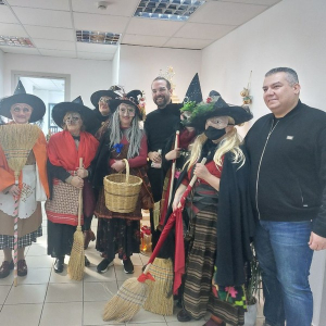 Οι Μπεφάνες “ξόρκισαν” το κακό από το γραφείο του Περιφερειάρχη