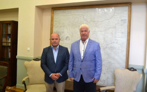 Μεγανήσι: Για παρεμβάσεις και αναβαθμίσεις στις υποδομές συζήτησαν Δήμαρχος και Περιφερειάρχης
