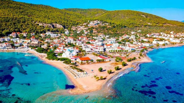 Έρχονται χιλιάδες νέα voucher για φθινοπωρινές διακοπές