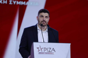 Τεμπονέρας, Κοτσακάς και Τσιόκας παραιτούνται από τα όργανα του ΣΥΡΙΖΑ με αιχμές κατά Κασσελάκη