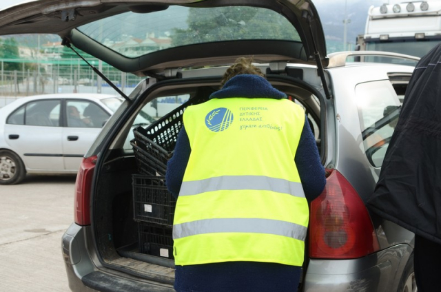 Διανομή τροφίμων και ειδών βασικής υλικής συνδρομής στους ωφελούμενους της Π.Ε. Αιτωλ/νίας