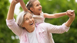 Επιβράδυνση της γήρανσης και μακροζωία: Πραγματικότητα ή ουτοπία;