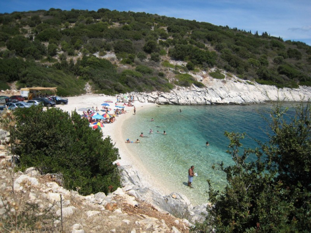 Δήμος Μεγανησίου: Το «Λιμονάρι» να είναι ελεύθερο για τους λουόμενους…