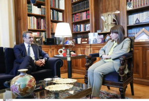 Μητσοτάκης: Επιστρέφω το απόγευμα τη διερευνητική εντολή