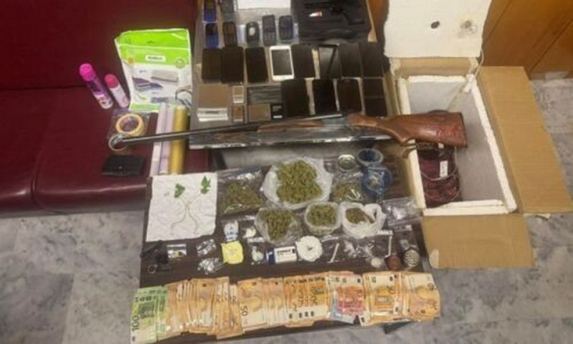 Άρτα: Συγγενείς μέλη σε εγκληματική οργάνωση -  Διακίνησαν ναρκωτικά αξίας μισού εκατομμυρίου