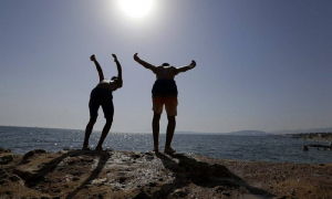 Παραμένουν τα μελτέμια μέχρι και τον Δεκαπενταύγουστο - Ανεβαίνει η θερμοκρασία