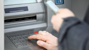 Πώς και γιατί αλλάζει ο πληθυσμός των ΑΤΜ