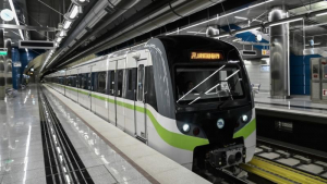 Ξεκίνησε η λειτουργία της επέκτασης του Μετρό στον Πειραιά - Περιήγηση στους 3 νέους σταθμούς