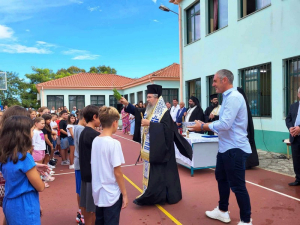 Σε τρία σχολεία της Λευκάδας ευλόγησε την έναρξη του σχολικού έτους ο Μητροπολίτης Λευκάδος