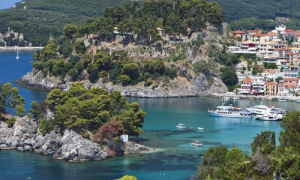 Συνδέεται με το βιολογικό το κέντρο της Πάργας