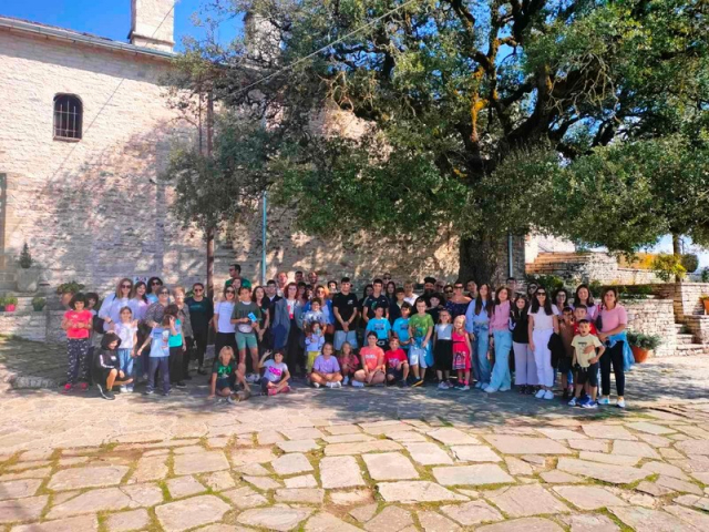 Κέντρο Νεότητος Ι. Μ. Λευκάδος και Ιθάκης: Γονείς και κατασκηνωτές απόλαυσαν μια μέρα ακόμη...