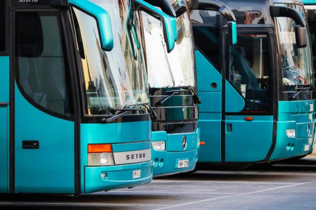 «Γολγοθάς» το ταξίδι για 75χρονη από την Άρτα - Οδηγός ΚΤΕΛ την ξέχασε στην Εγνατία