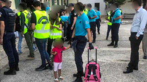 Εκκενώθηκε κατάληψη δομής προσφύγων στο Λαύριο (φωτό &amp; βίντεο)