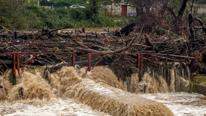 Σε κατάσταση έκτακτης ανάγκης περιοχές σε Ήπειρο και Καστοριά: Χωριά στις λάσπες και χωρίς ρεύμα