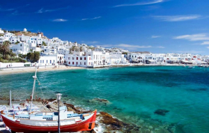 Απαγορευμένες οι διακοπές για τους Έλληνες στην… Ελλάδα