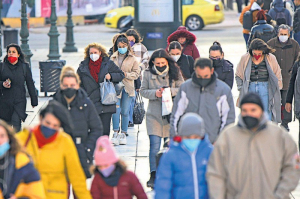 Κοκτέιλ λοιμώξεων: Καμπανάκι για έξαρση τις επόμενες εβδομάδες -Τι λένε ειδικοί, τι ισχύει για τα φάρμακα