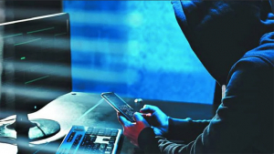 Σκάνδαλο οι υποκλοπές και με σφραγίδα ΑΔΑΕ – Επίθεση της κυβέρνησης στον Ράμμο