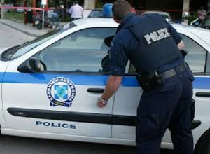 Χαλκιδική: Χειροπέδες σε 25χρονη για κλοπή 600.000 ευρώ