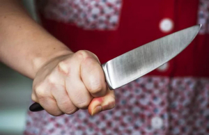 Μαχαίρωσε κάτω από την καρδιά τον σύντροφό της κατά τη διάρκεια ερωτικής πράξης