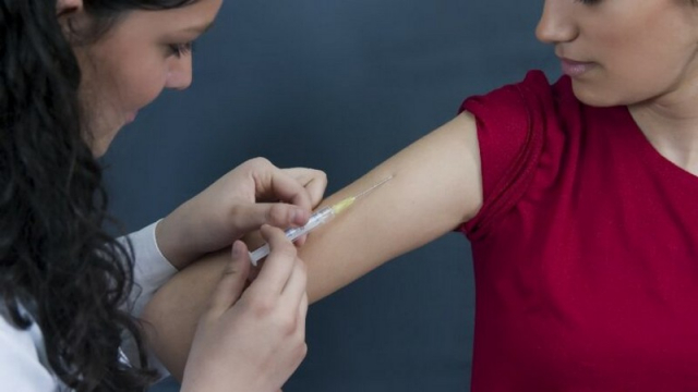 Γιατί επανέρχονται ξεχασμένες παιδικές ασθένειες, όπως η ιλαρά και ο κοκκύτης