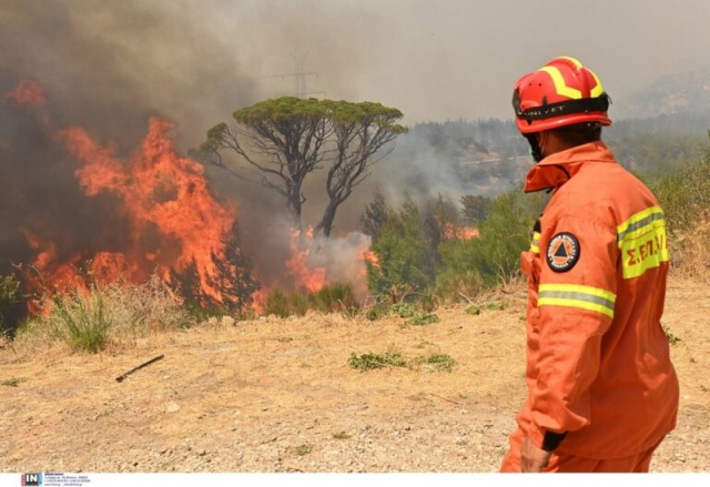 Συναγερμός για πυρκαγιές αύριο στη Λευκάδα