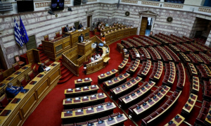 Κατατέθηκε η τροπολογία για το καλάθι του Αη Βασίλη που αφορά στα παιδικά παιχνίδια