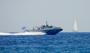 Θαλαμηγός βυθίστηκε στο Βλυχό