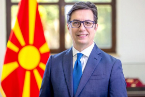 Σκέτο «Μακεδονία», εις το διηνεκές, με την βούλα της Ελλάδος!