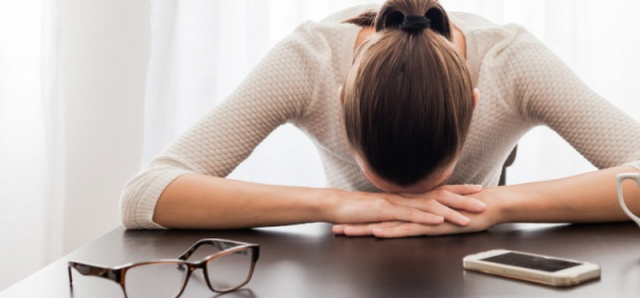 Κόπωση: Έξι λόγοι που αισθάνεστε διαρκώς κουρασμένοι - Τι να προσέξετε