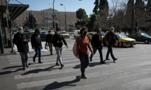 Στην τελική ευθεία οι αποφάσεις για επίδομα ακρίβειας τα Χριστούγεννα