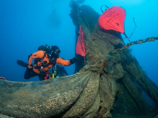 Ιθάκη: Δίχτυα φαντάσματα καταστρέφουν τον βυθό