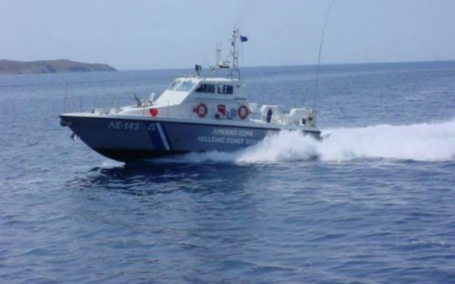 Φορτηγό πλοίο με 14 άτομα πλήρωμα βυθίστηκε στα ανοιχτά της Λέσβου