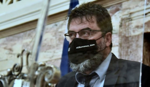 Σεξιστική επίθεση Οικονόμου σε Αυγέρη: &quot;Είσαι για πολύ μεγάλο...&quot;