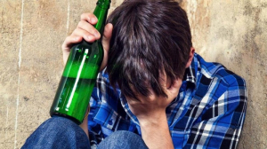 Λευκάδα: Ανήλικος στο νοσοκομείο μετά από κατανάλωση αλκοόλ - Συνελήφθη ιδιοκτήτης καταστήματος