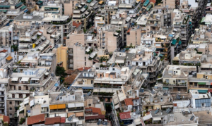 Πώς έκαναν «φτερά» 23 δισ. ευρώ σε μια πενταετία - Πρόκληση τα μηδενικά εισοδήματα 220.000 επαγγελματιών