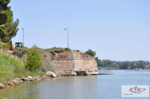 Ξεκίνησαν οι παρεμβάσεις διάσωσης του προμαχώνα στη Βρυσούλα Πρέβεζας