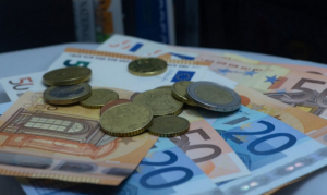 Έρχεται νέο εφάπαξ επίδομα 718,50 ευρώ για τους ευάλωτους