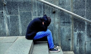 Ιωάννινα: Χτυπούσαν 13χρονη μαθήτρια και την βιντεοσκοπούσαν!