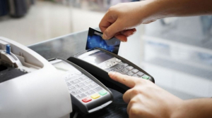 Πάει πίσω η σύνδεση ταμειακών – POS