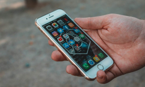 Βόλος: Ζευγάρι έπεσε θύμα χάκερ - «Θα στείλω παντού τις γυμνές φωτογραφίες σας»