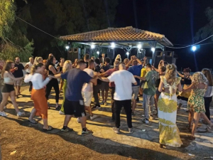 Πανηγυρίζει το χωριό της ορεινής Λευκάδας Πλατύστομα