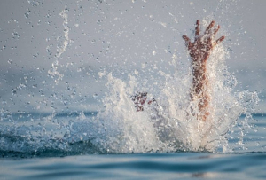 Πνίγηκε 66χρονη τουρίστρια σε παραλία στο Νυδρί