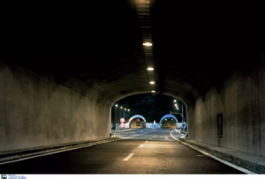 Θεσσαλονίκη: Πανικός σε λεωφορείο του ΚΤΕΛ - Κατέρρευσε ο οδηγός ενώ ήταν στο τιμόνι